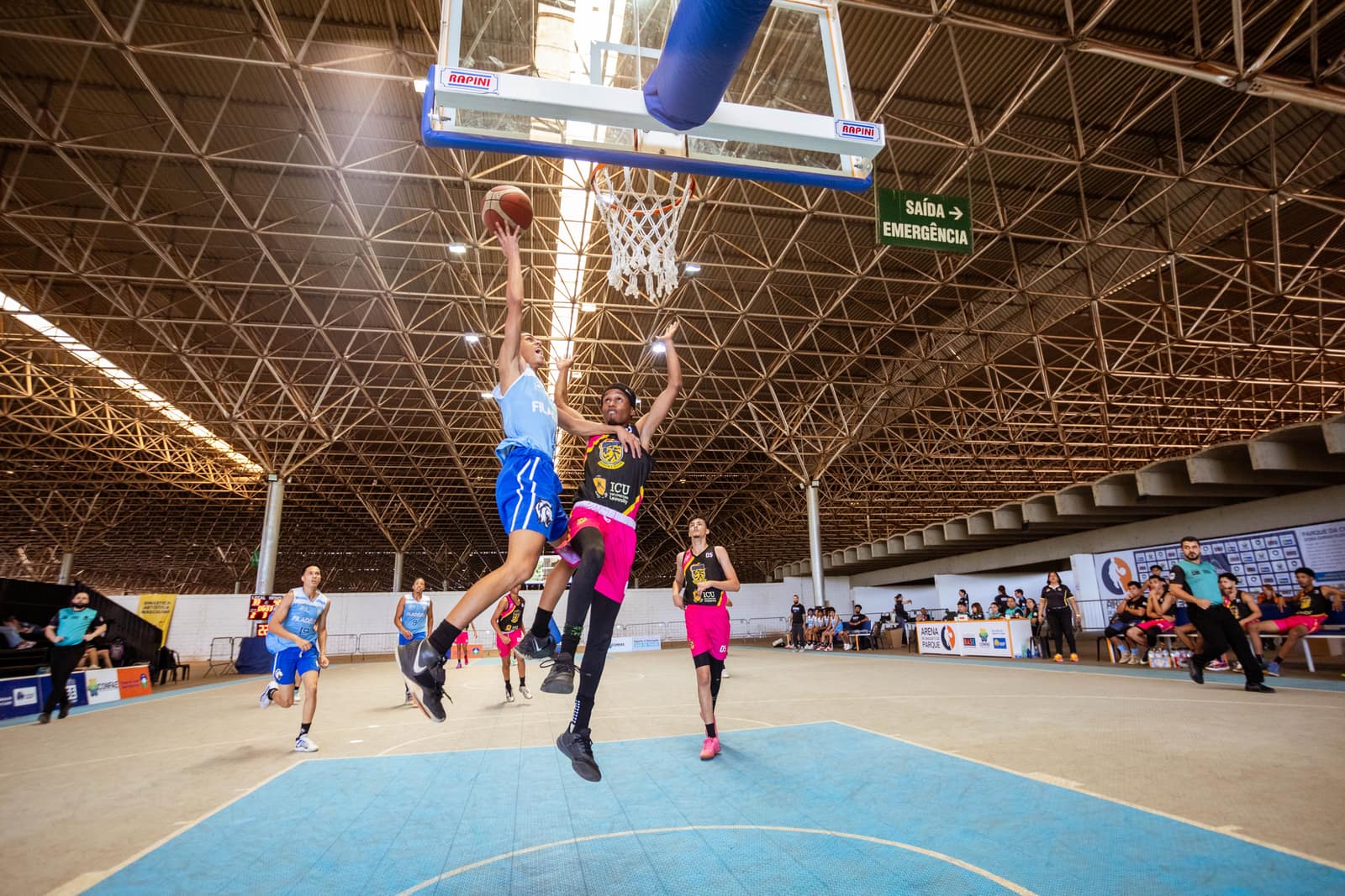 Filadélfia Basquete: Treino de base na quadra
